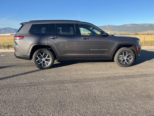 new 2025 Jeep Grand Cherokee L car, priced at $48,417