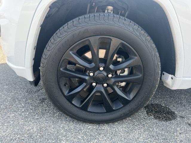 used 2021 Jeep Grand Cherokee car, priced at $27,837