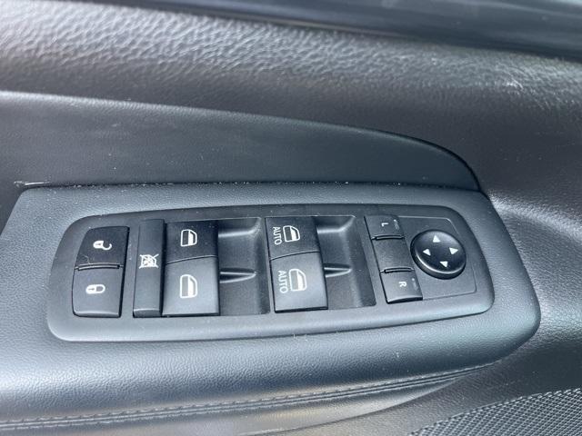 used 2021 Jeep Grand Cherokee car, priced at $27,837