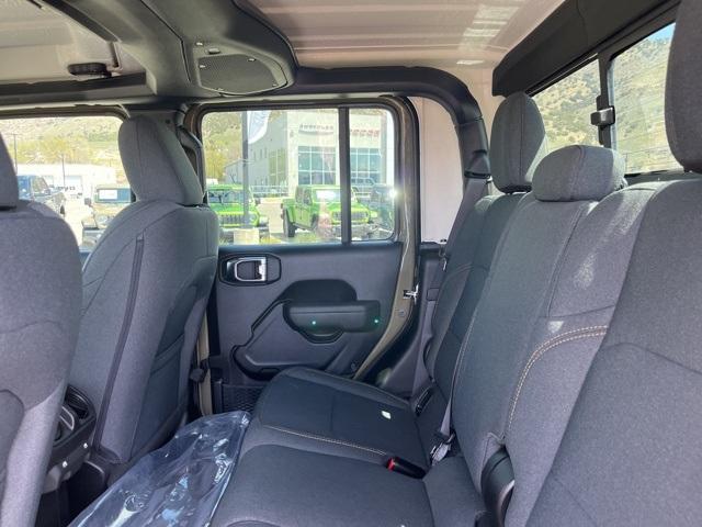 new 2025 Jeep Gladiator car, priced at $40,647