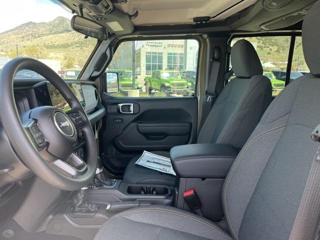 new 2025 Jeep Gladiator car, priced at $40,647