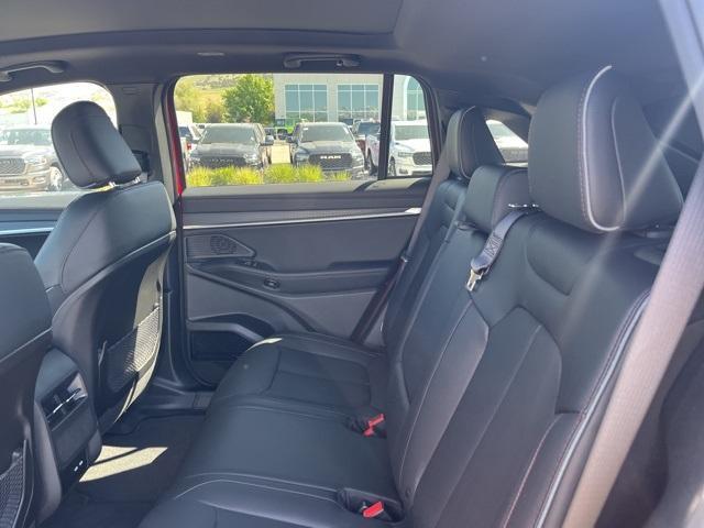 new 2025 Jeep Wagoneer S car, priced at $49,083