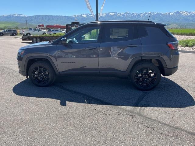 new 2024 Jeep Compass car, priced at $29,011