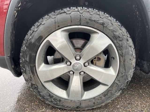 used 2014 Jeep Grand Cherokee car, priced at $6,999