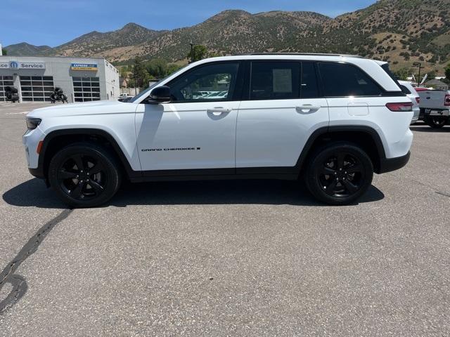 used 2023 Jeep Grand Cherokee car, priced at $30,697