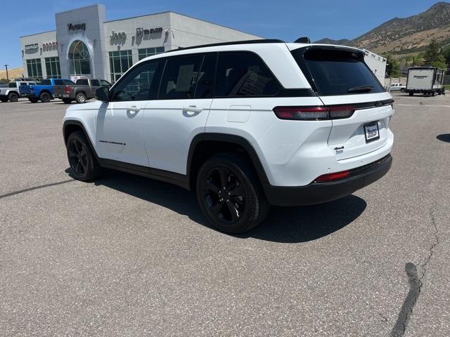 used 2023 Jeep Grand Cherokee car, priced at $30,697