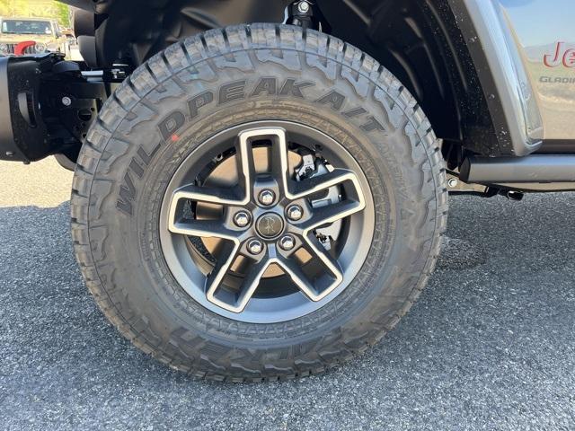 new 2025 Jeep Gladiator car, priced at $53,935