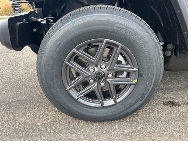 new 2026 Jeep Gladiator car, priced at $45,675