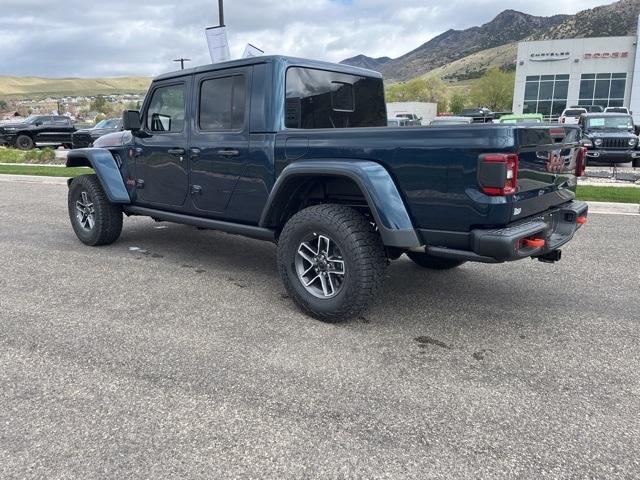 new 2025 Jeep Gladiator car, priced at $53,400