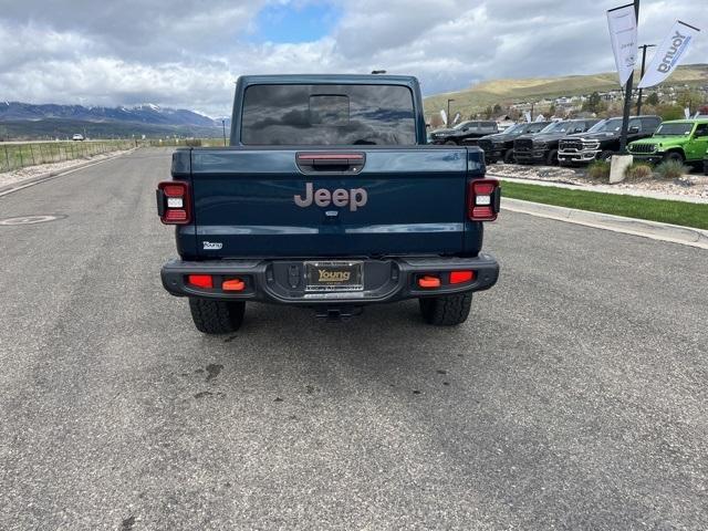 new 2025 Jeep Gladiator car, priced at $53,400