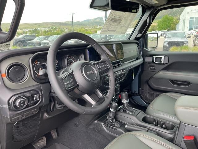 new 2025 Jeep Gladiator car, priced at $55,261