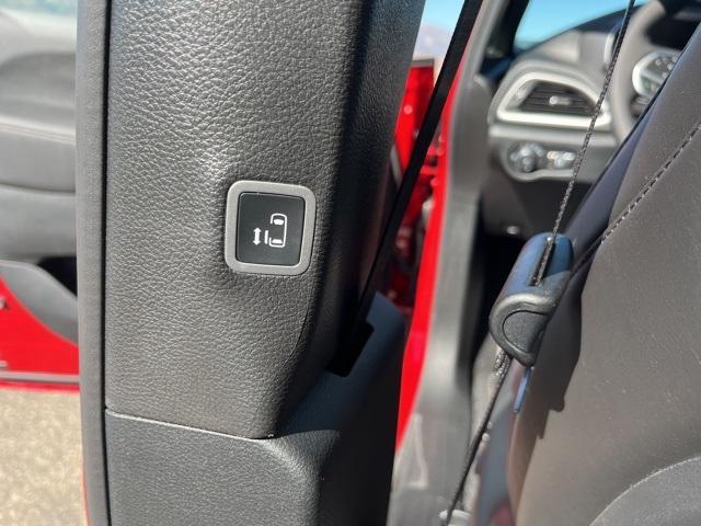 new 2026 Chrysler Pacifica car, priced at $42,995