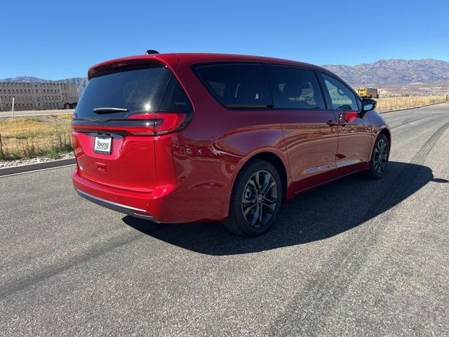 new 2026 Chrysler Pacifica car, priced at $42,995