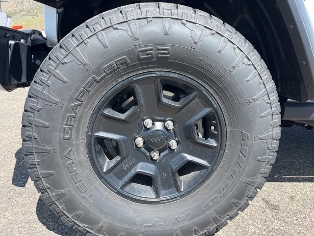 used 2023 Jeep Gladiator car, priced at $45,800