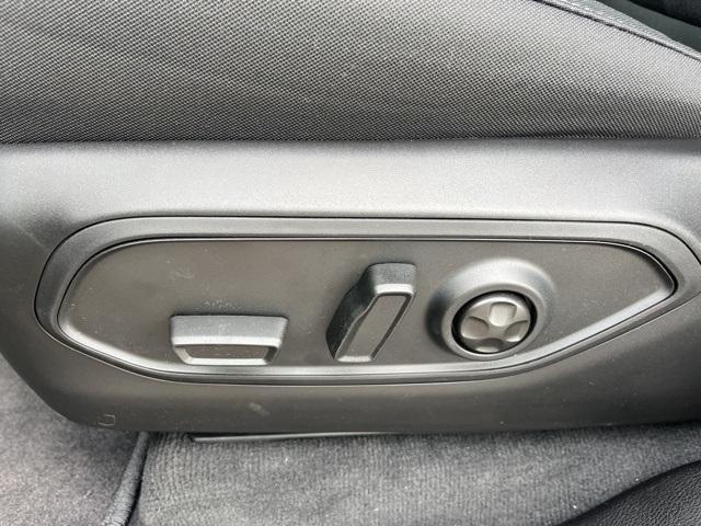 new 2025 Jeep Grand Cherokee car, priced at $31,146