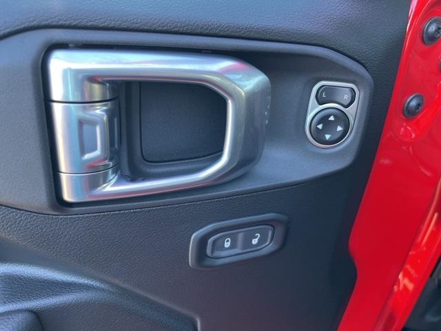 new 2025 Jeep Wrangler car, priced at $49,631