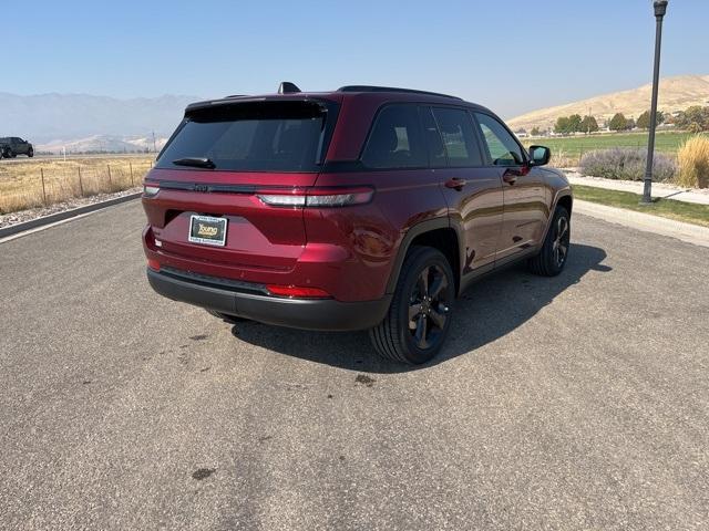 new 2025 Jeep Grand Cherokee car, priced at $40,580