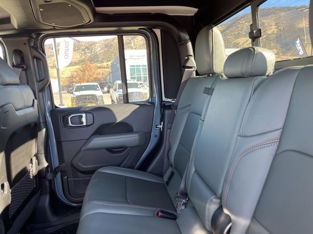 new 2026 Jeep Gladiator car, priced at $58,081