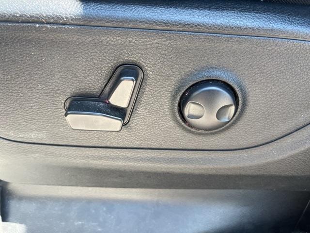 used 2022 Ram 1500 car, priced at $39,000