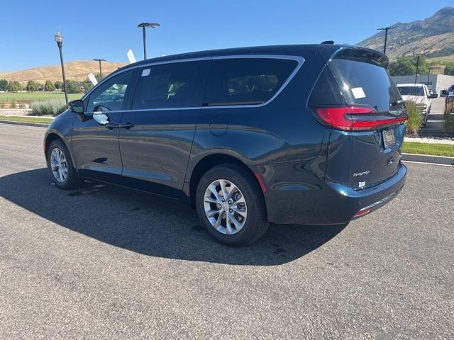 new 2025 Chrysler Pacifica car, priced at $49,993