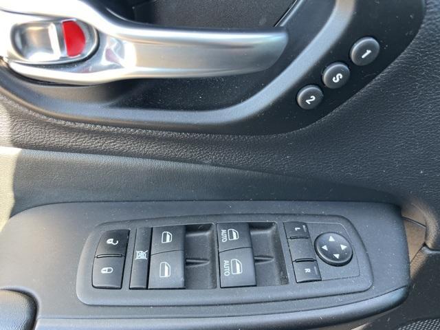 used 2022 Jeep Cherokee car, priced at $24,500