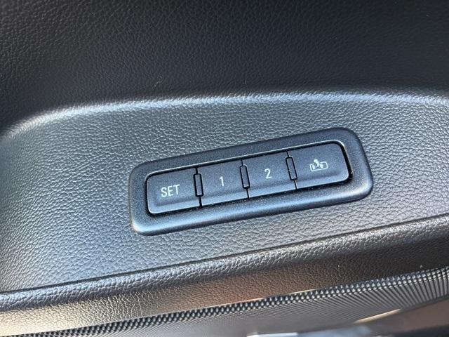 used 2018 GMC Yukon car, priced at $31,073