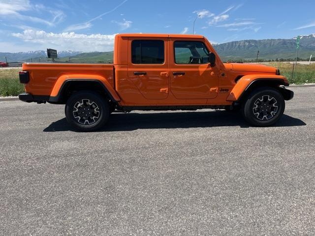 new 2025 Jeep Gladiator car, priced at $51,846