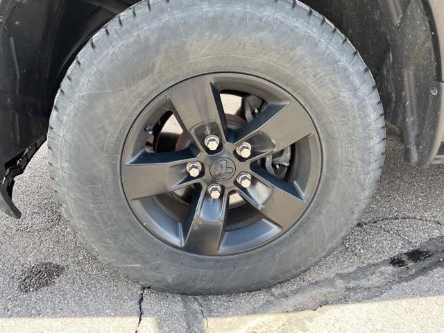 used 2021 Ram 1500 Classic car, priced at $25,800