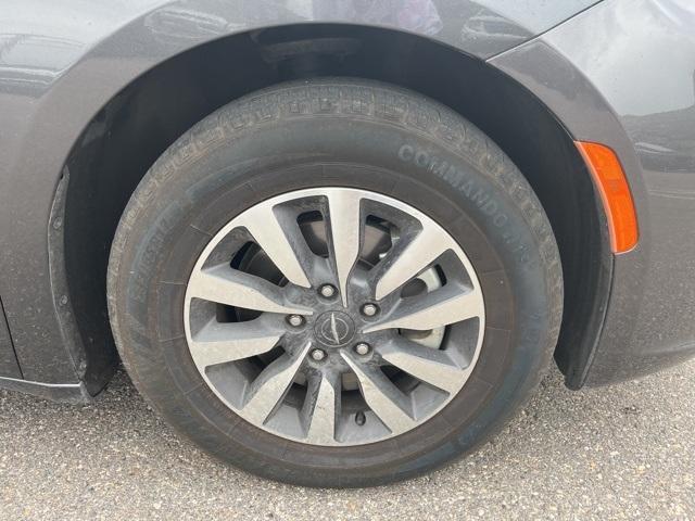used 2023 Chrysler Pacifica Hybrid car, priced at $28,615