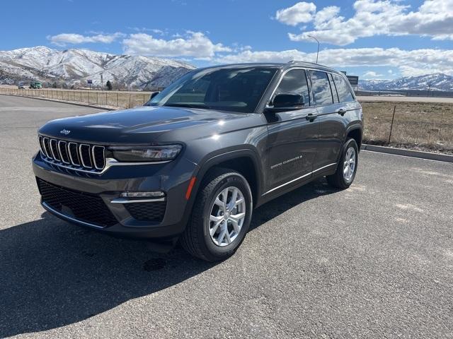 used 2024 Jeep Grand Cherokee car, priced at $42,000