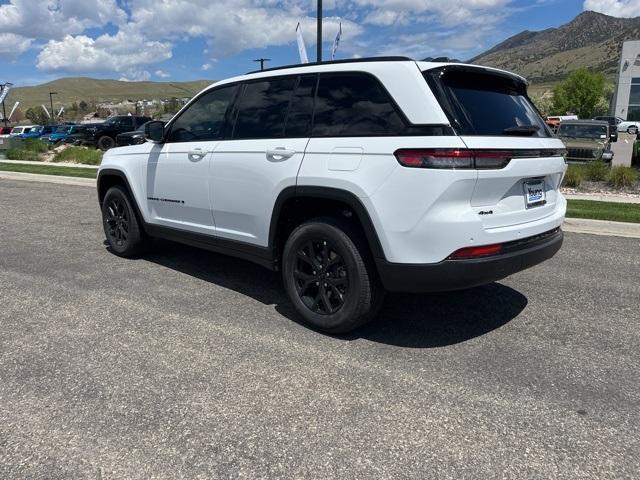 new 2025 Jeep Grand Cherokee car, priced at $43,110