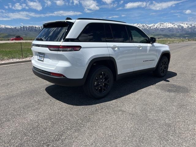 new 2025 Jeep Grand Cherokee car, priced at $43,110