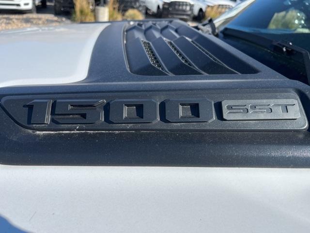 new 2025 Ram 1500 car, priced at $57,924