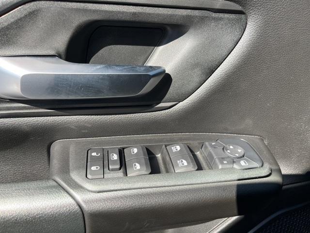 new 2025 Ram 1500 car, priced at $48,557