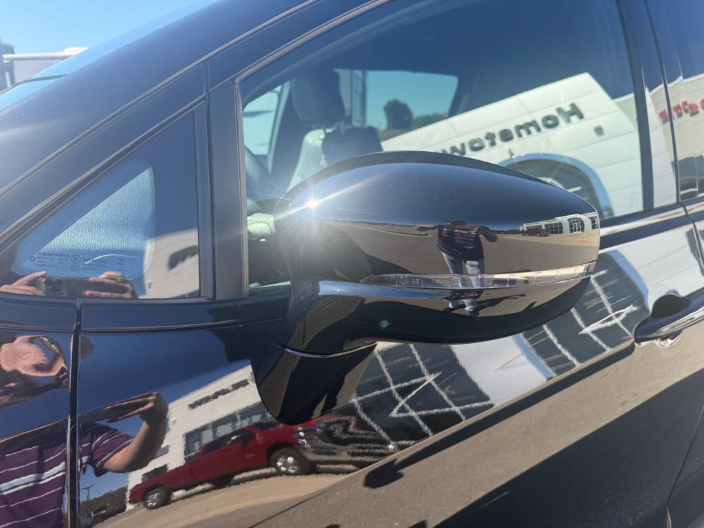 new 2026 Chrysler Pacifica car, priced at $47,385