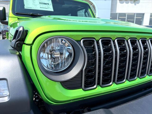 new 2025 Jeep Wrangler car, priced at $46,089