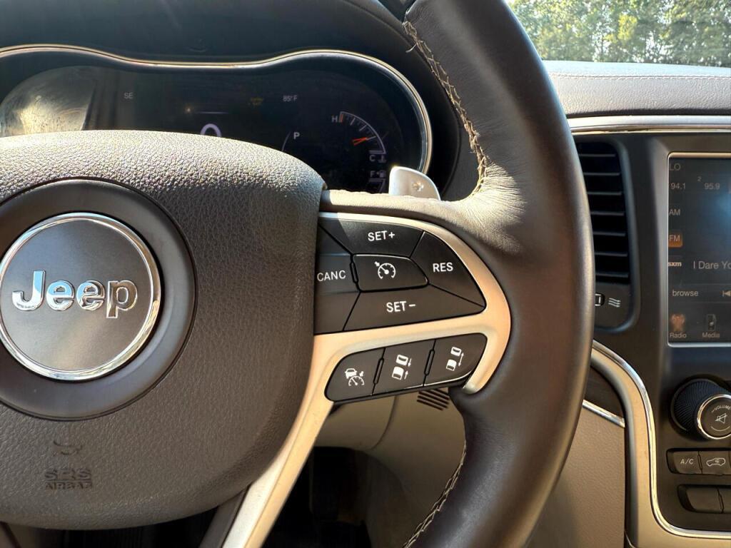 used 2015 Jeep Grand Cherokee car, priced at $8,995