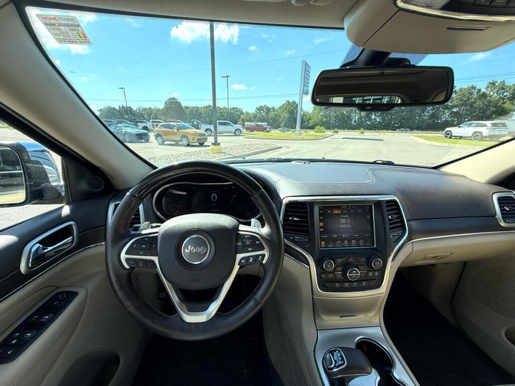 used 2015 Jeep Grand Cherokee car, priced at $8,995