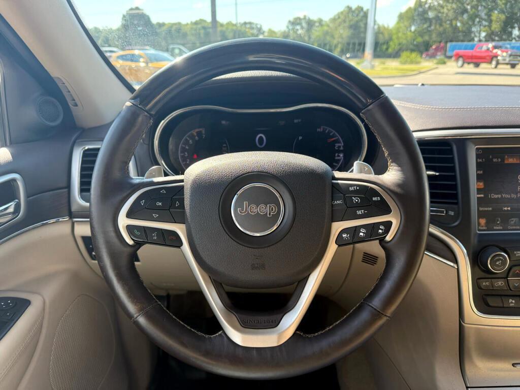 used 2015 Jeep Grand Cherokee car, priced at $8,995