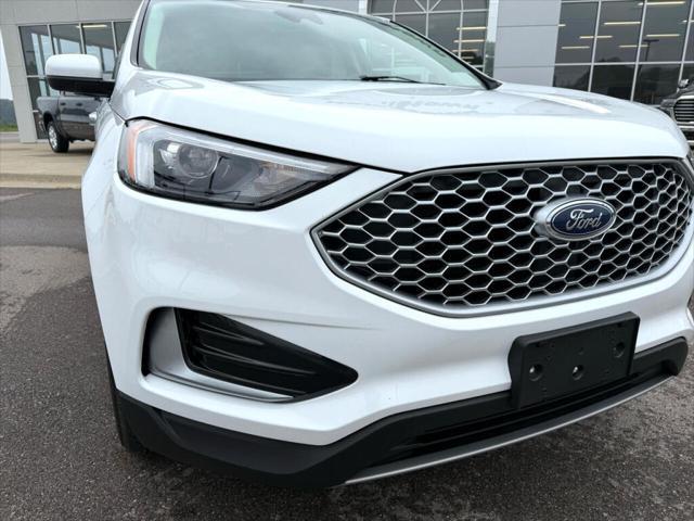 used 2024 Ford Edge car, priced at $26,495