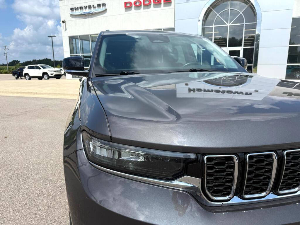 used 2021 Jeep Grand Cherokee L car, priced at $31,995