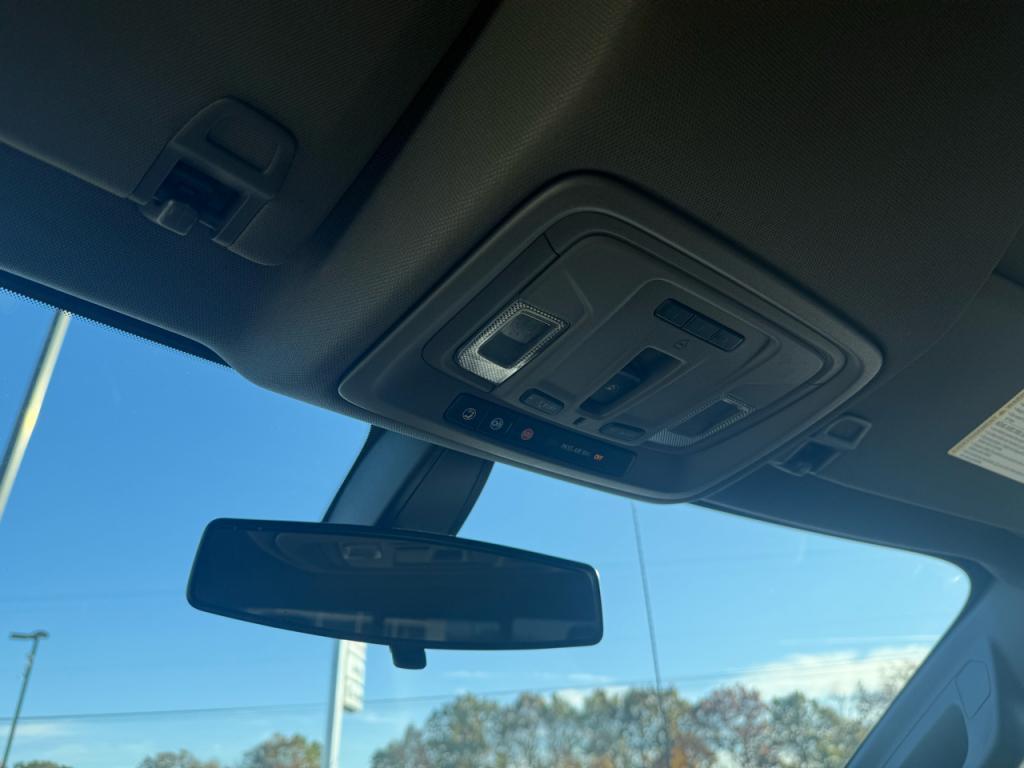 used 2021 Chevrolet Silverado 1500 car, priced at $30,995