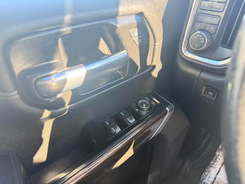 used 2021 Chevrolet Silverado 1500 car, priced at $30,995