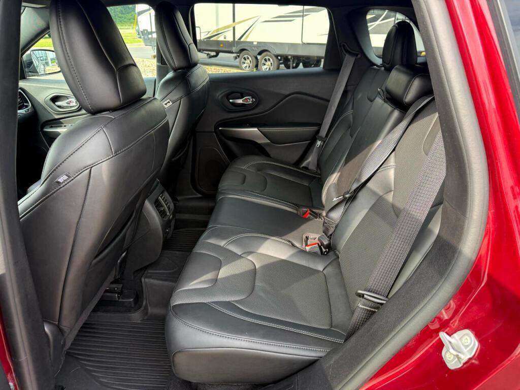 used 2021 Jeep Cherokee car, priced at $24,995