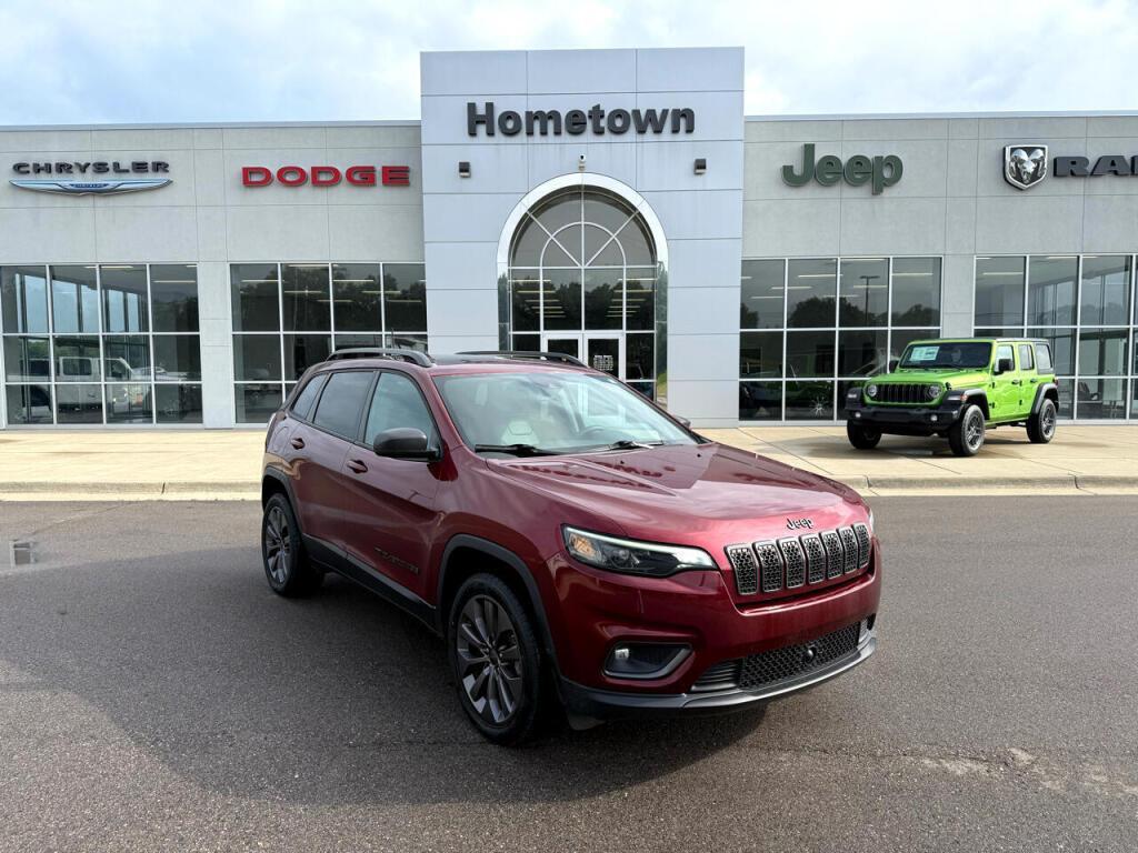 used 2021 Jeep Cherokee car, priced at $24,995