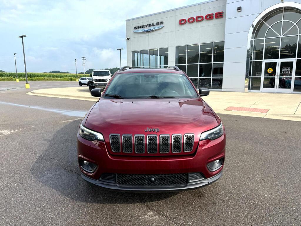 used 2021 Jeep Cherokee car, priced at $24,995