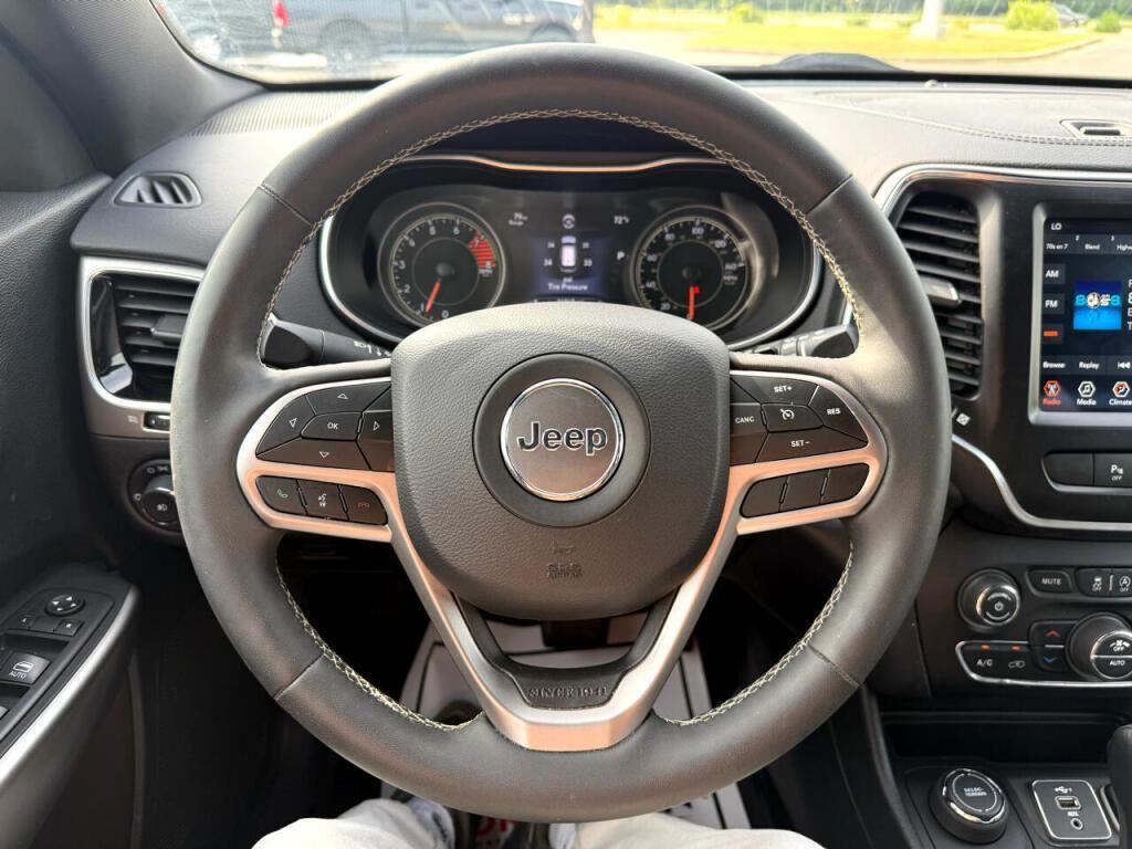used 2021 Jeep Cherokee car, priced at $24,995