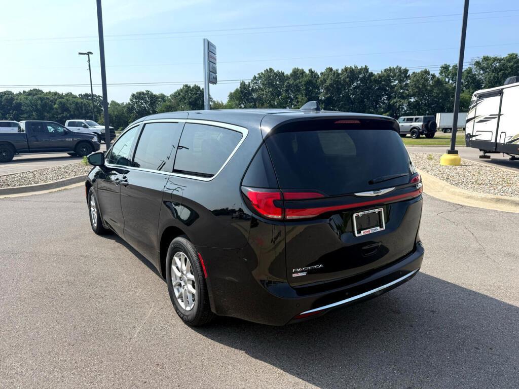 used 2024 Chrysler Pacifica car, priced at $33,495