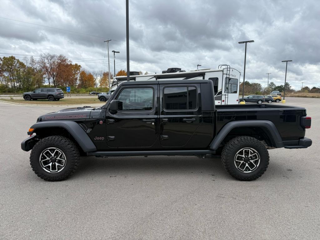 used 2024 Jeep Gladiator car, priced at $48,995