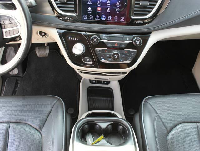 used 2017 Chrysler Pacifica car, priced at $14,995